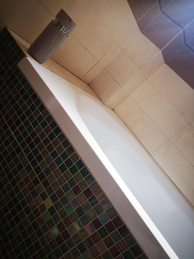 Metro Casa Vacanze Bríndisi Exterior foto